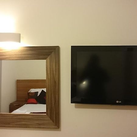 Gateway Express Otel Newport  Dış mekan fotoğraf