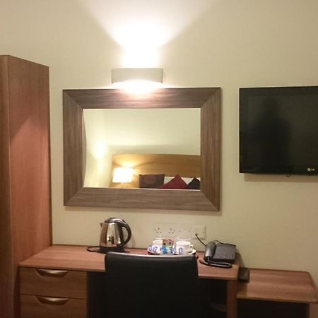 Gateway Express Otel Newport  Dış mekan fotoğraf
