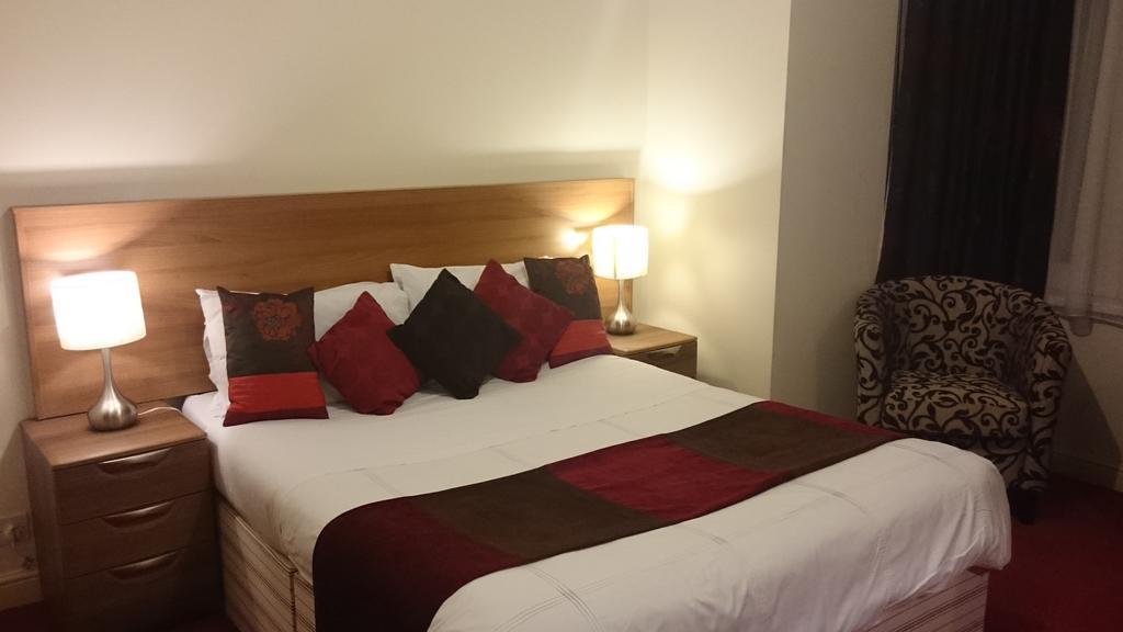 Gateway Express Otel Newport  Oda fotoğraf